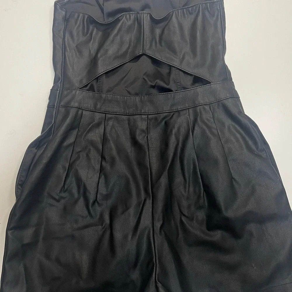 Forever 21 Black Strapless Dress‎ leather Size S